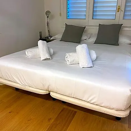 Vallcarca Zone: 2 Bedrooms * Barcelona