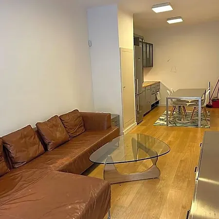 Vallcarca Zone: 2 Bedrooms Appartamento *